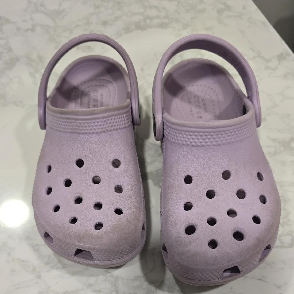 CROCS lightweight easy